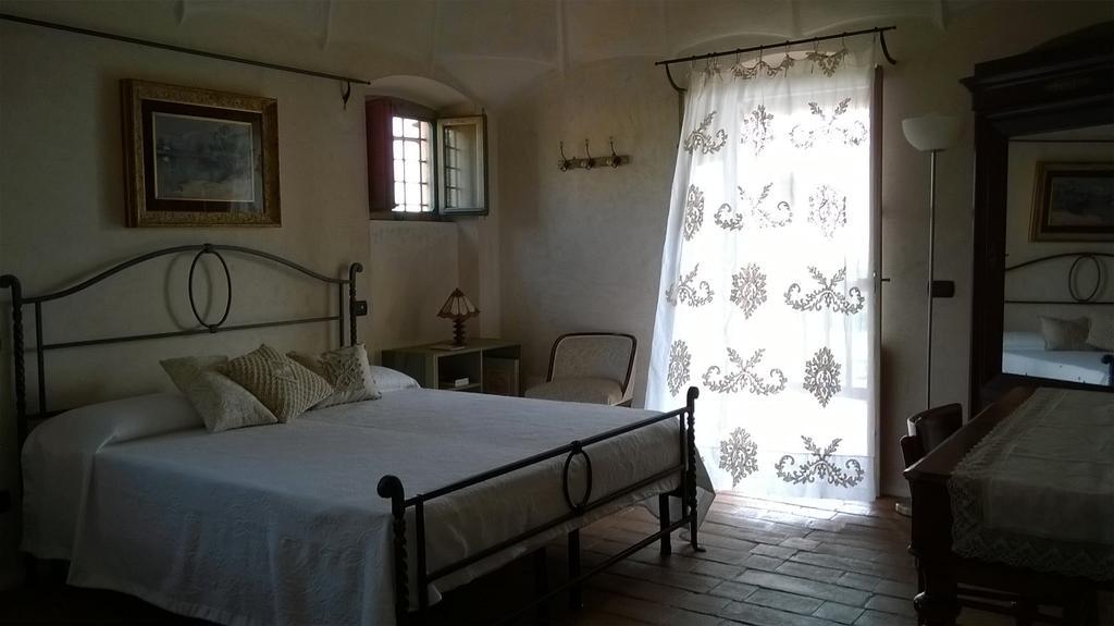 Bed And Breakfast Posserle パデンゲ・スル・ガルダ 部屋 写真